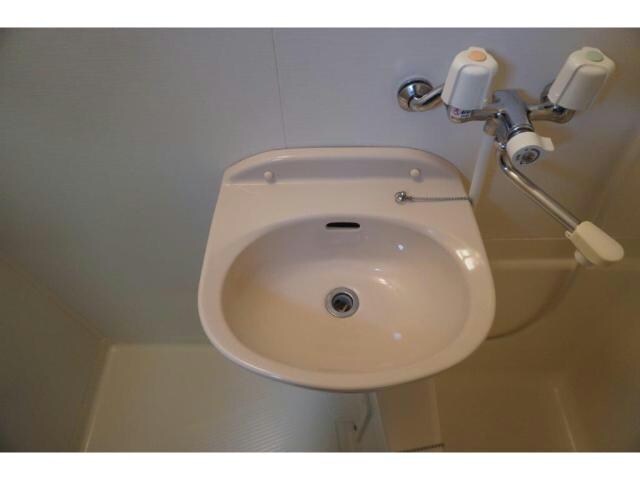  東海道本線<琵琶湖線・JR京都線>/石山駅 バス15分赤川下車:停歩4分 3階 築26年