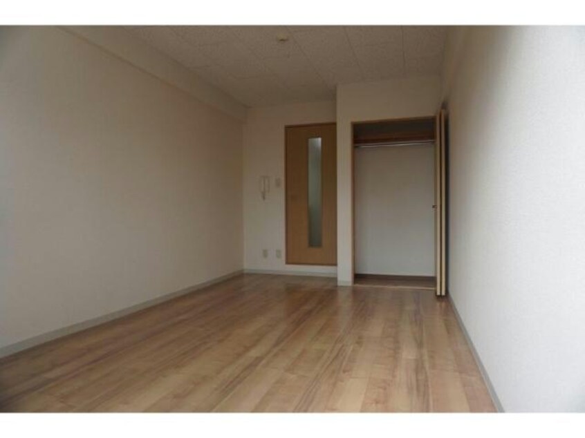  東海道本線<琵琶湖線・JR京都線>/石山駅 バス15分赤川下車:停歩4分 2階 築26年