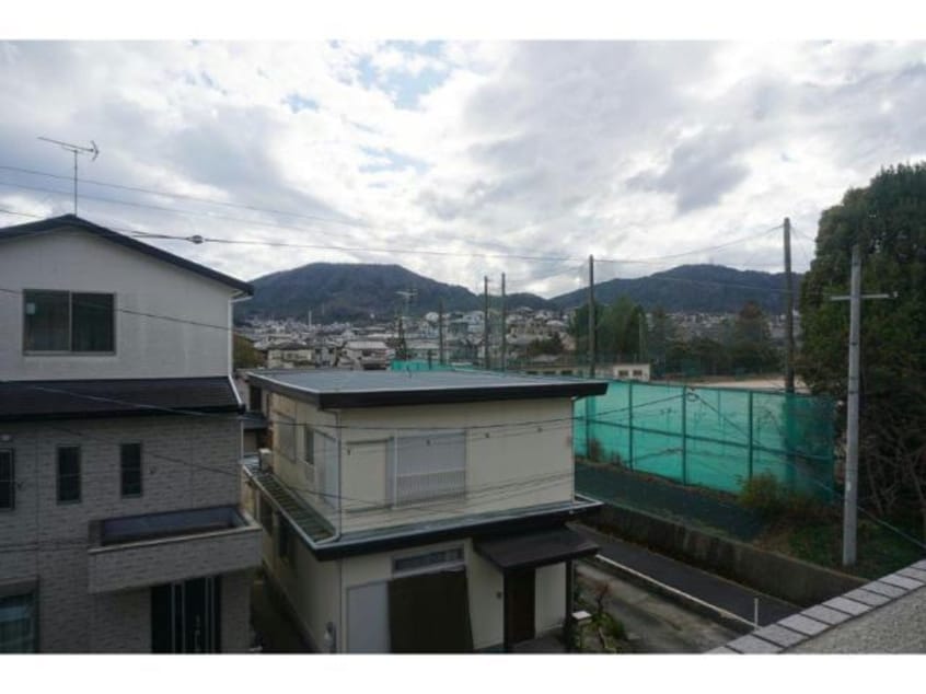  東海道本線<琵琶湖線・JR京都線>/石山駅 バス15分赤川下車:停歩4分 2階 築26年