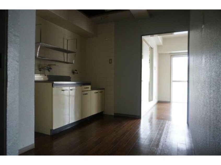  東海道本線<琵琶湖線・JR京都線>/大津駅 徒歩13分 3階 築38年