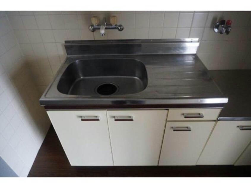  東海道本線<琵琶湖線・JR京都線>/大津駅 徒歩13分 3階 築38年