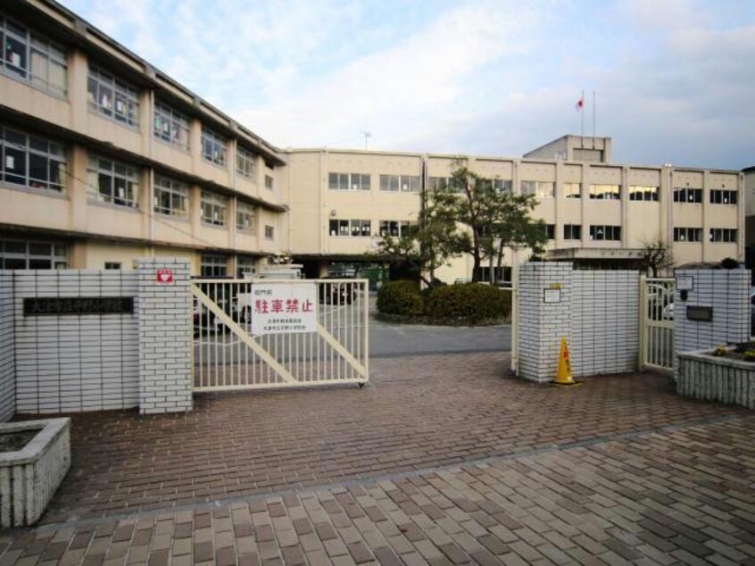 大津市立平野小学校(小学校)まで822m 東海道本線<琵琶湖線・JR京都線>/膳所駅 徒歩13分 4階 築44年