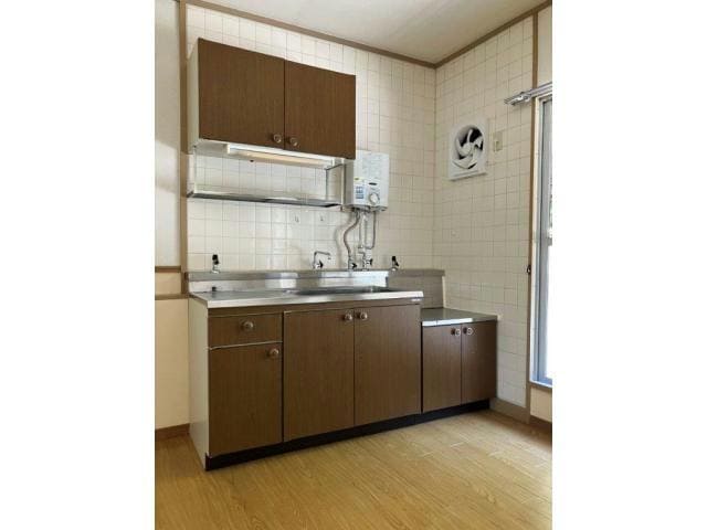  湖城ヶ丘ハイツ5号館