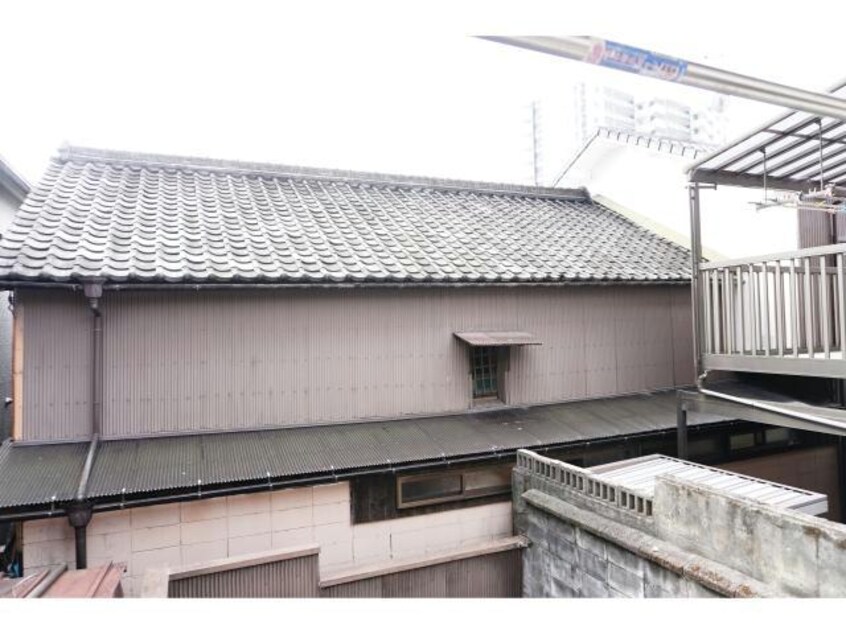  東海道本線<琵琶湖線・JR京都線>/大津駅 徒歩14分 1-2階 築23年