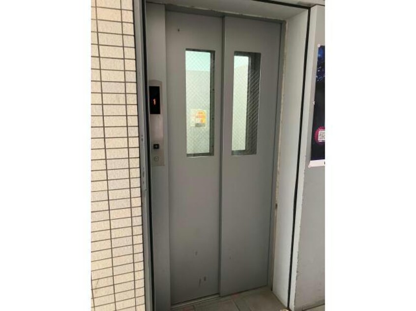  エリーフラッツ京町