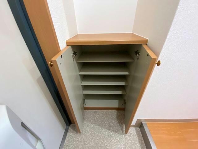  エリーフラッツ京町