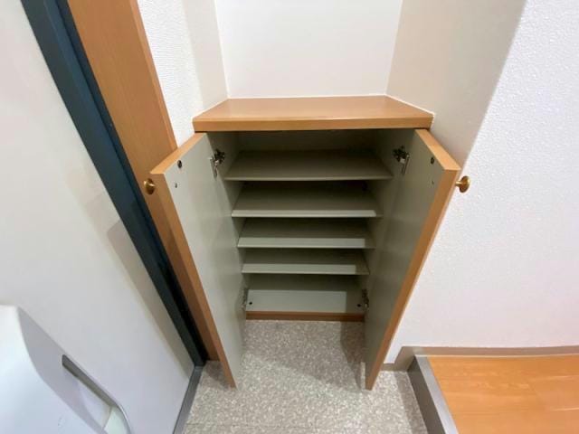  エリーフラッツ京町