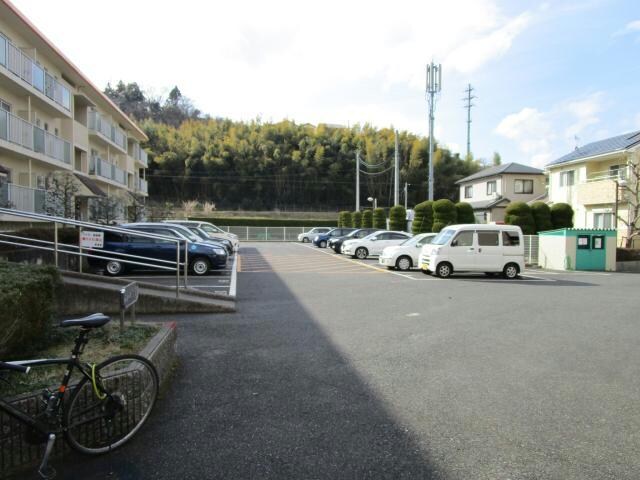  東海道本線<琵琶湖線・JR京都線>/石山駅 バス10分国分１丁目下車:停歩3分 1階 築30年