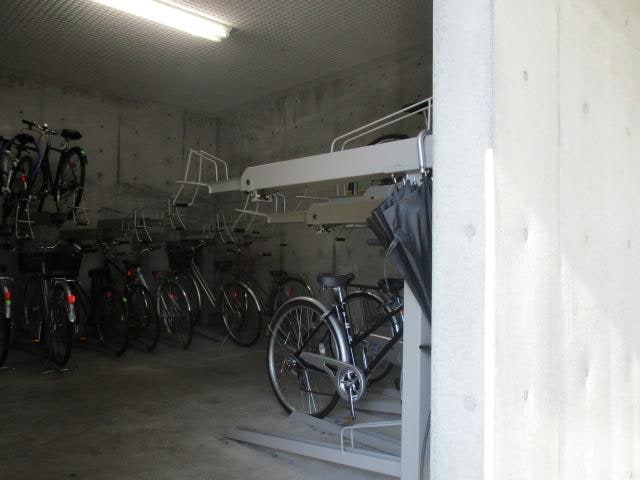  東海道本線<琵琶湖線・JR京都線>/膳所駅 徒歩12分 4階 築17年