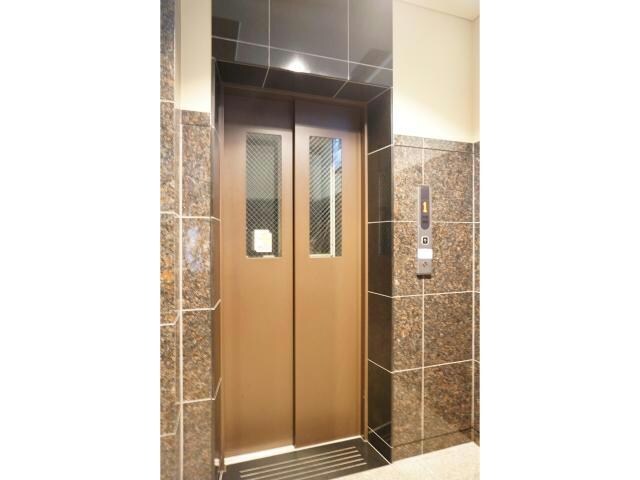  東海道本線<琵琶湖線・JR京都線>/大津駅 徒歩14分 6階 築17年