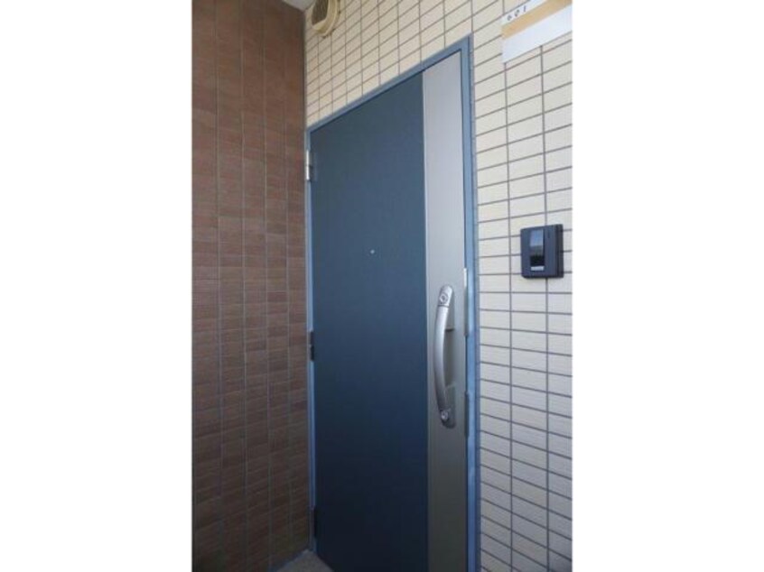  東海道本線<琵琶湖線・JR京都線>/石山駅 徒歩9分 1階 築16年