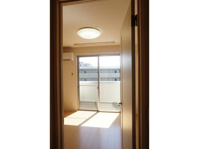  東海道本線<琵琶湖線・JR京都線>/瀬田駅 徒歩4分 3階 築15年