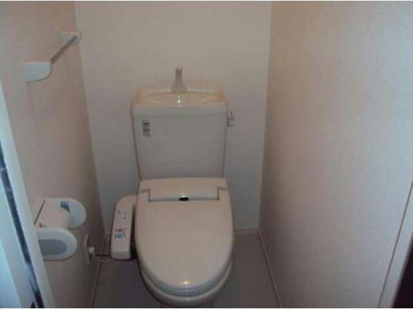  東海道本線<琵琶湖線・JR京都線>/瀬田駅 徒歩17分 1階 築15年