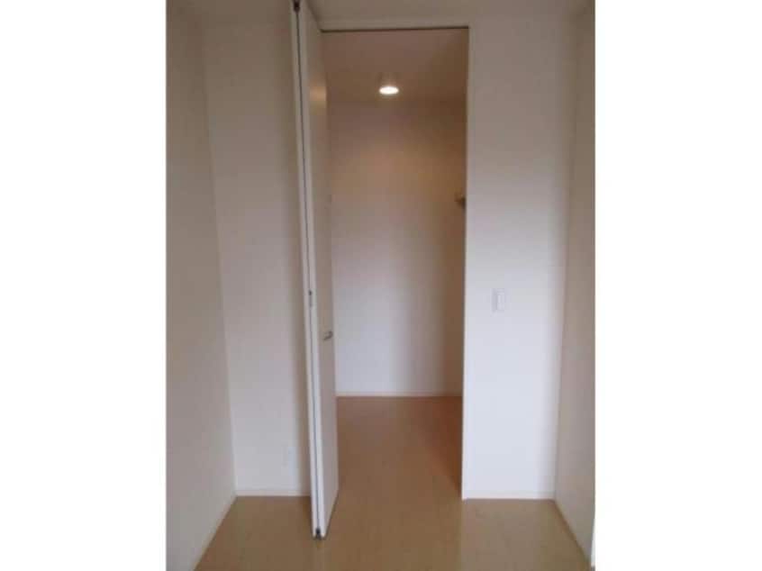  東海道本線<琵琶湖線・JR京都線>/瀬田駅 徒歩25分 1階 築16年