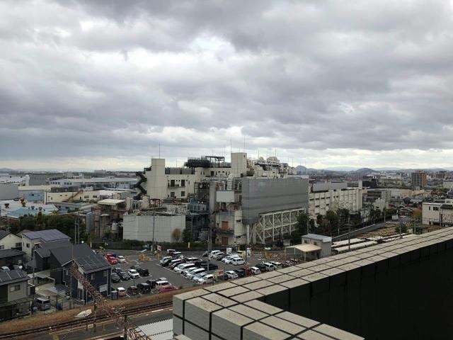  Ｊ　ＣＯＵＲＴ石山駅前