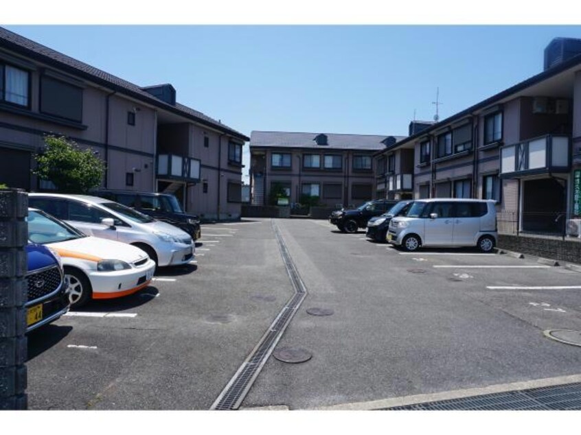  東海道本線<琵琶湖線・JR京都線>/瀬田駅 徒歩22分 1階 築31年