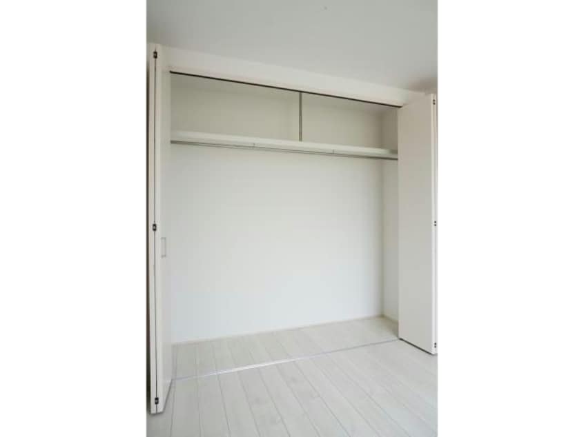  東海道本線<琵琶湖線・JR京都線>/石山駅 徒歩16分 1-2階 築12年