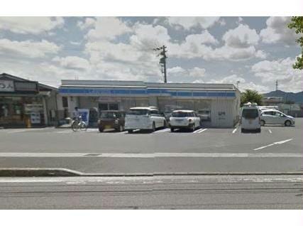 ローソン大津一里山店(コンビニ)まで470m スクエアコート一里山ウエスト