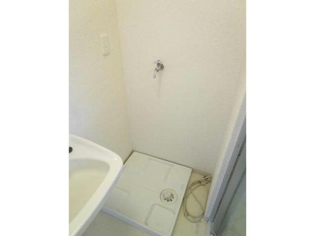  ファミール赤川