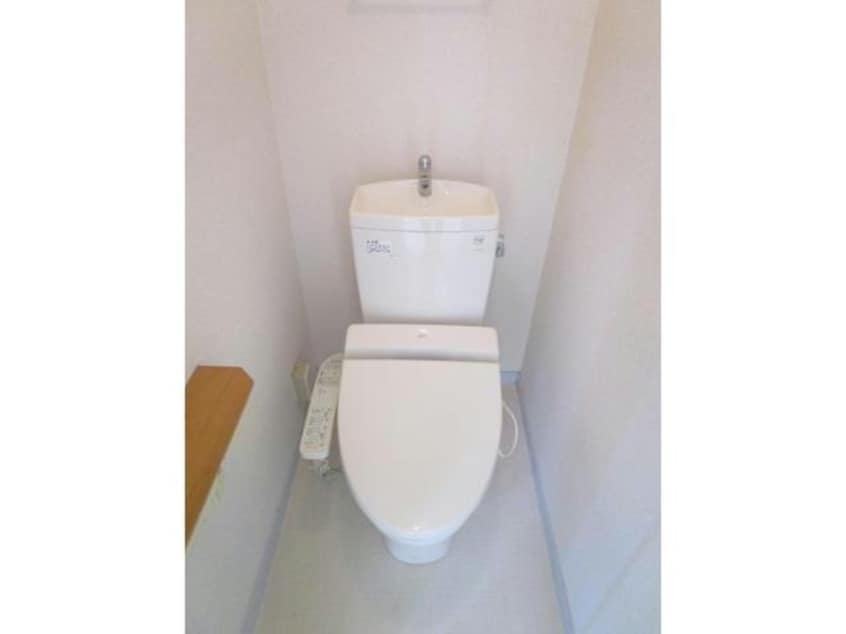  ファミール赤川