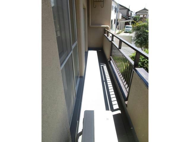  ファミール赤川