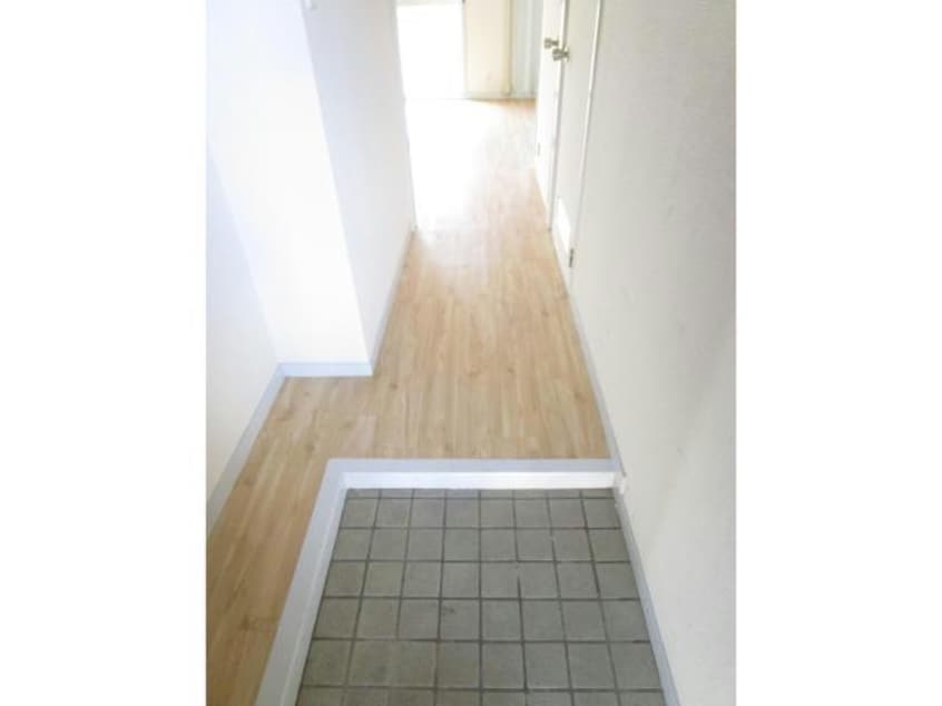  ファミール赤川