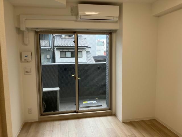  プレサンス大津京町ベルリーヴァ