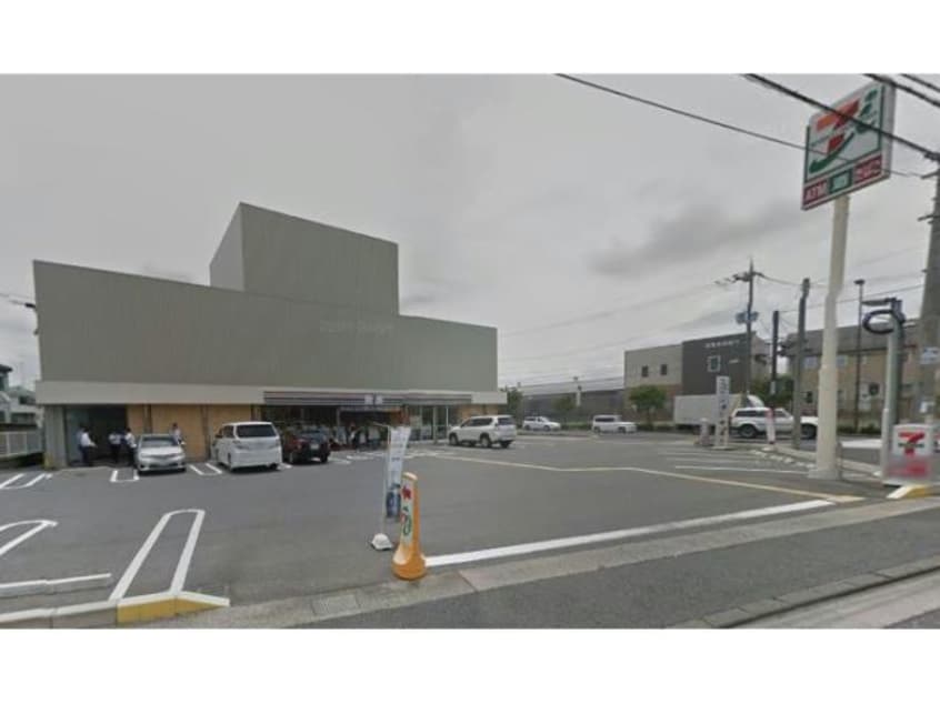 セブンイレブン大津月輪店(コンビニ)まで823m ウォグノォつきのわ