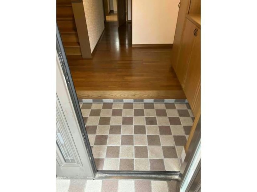  桜野町1丁目貸家