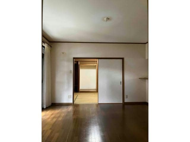  桜野町1丁目貸家