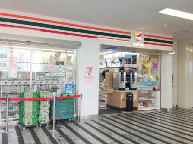 セブンイレブンハートインJR石山駅南口店(コンビニ)まで191m セレーノ石山