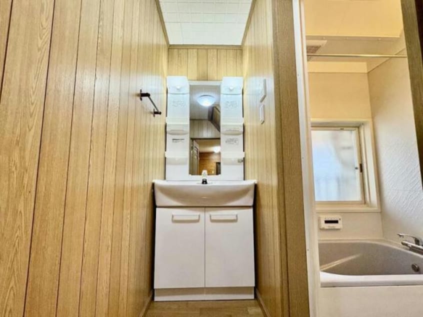  前河邸西の庄貸家