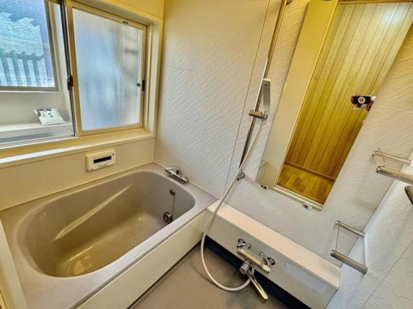  前河邸西の庄貸家