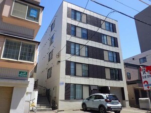 エクセレント３３（北３３東１６）