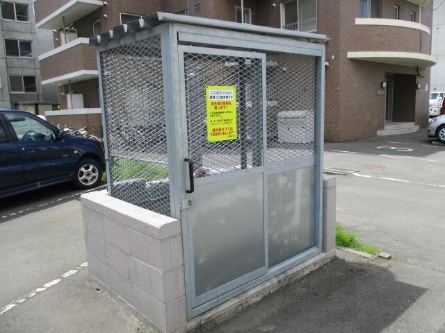  メゾンクレスト元町