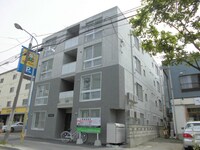 ＬＡ ＦＲＡＩＳＥ ＭＯＴＯＭＡＣＨＩ