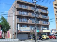 パレスファミール