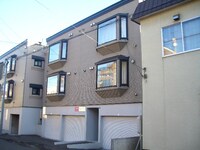 フォーフレンズ