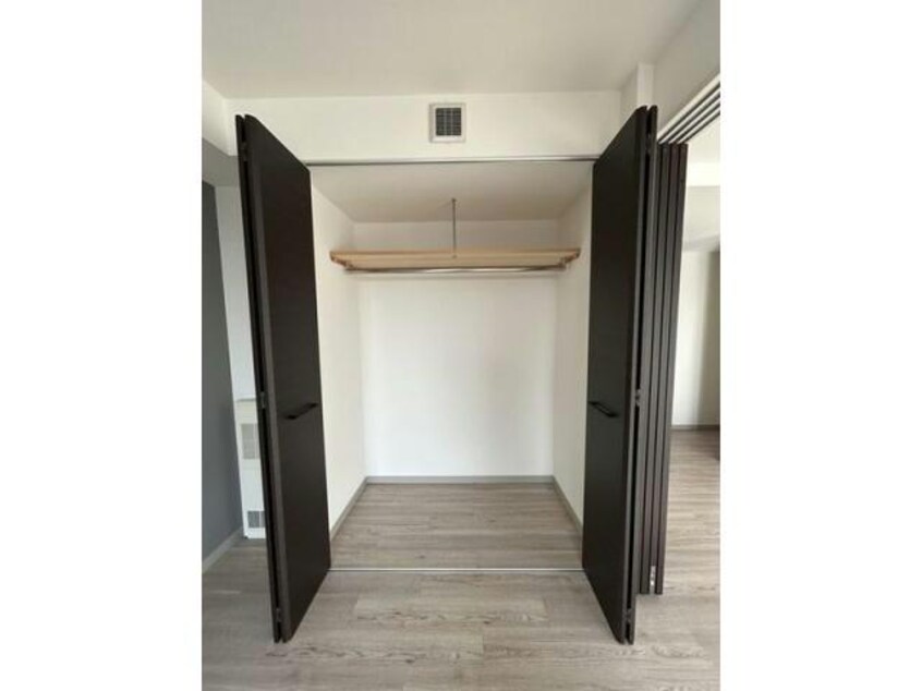  クリーンリバーフィネス元町グランスクエアイーストコート