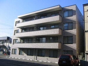 イーストヴィラ