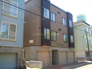 ハニーハウス