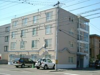 ヘリングス３３