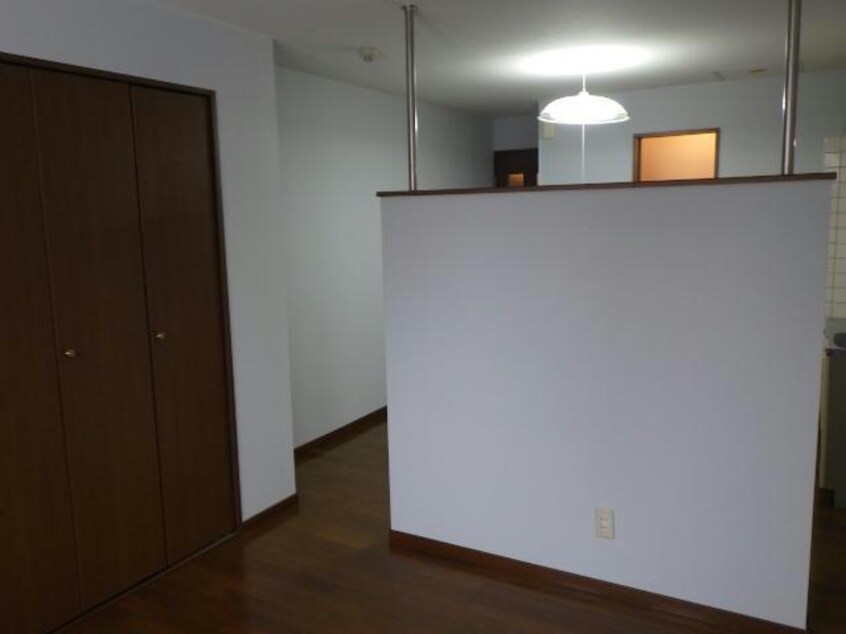  アルファルーセント