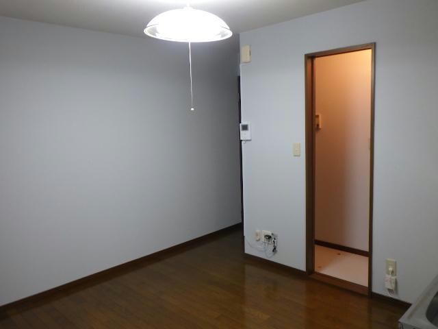  アルファルーセント