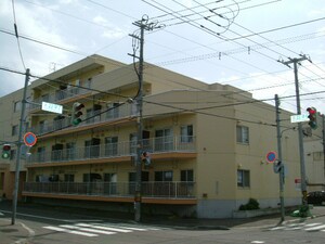 サンハイツ美香保