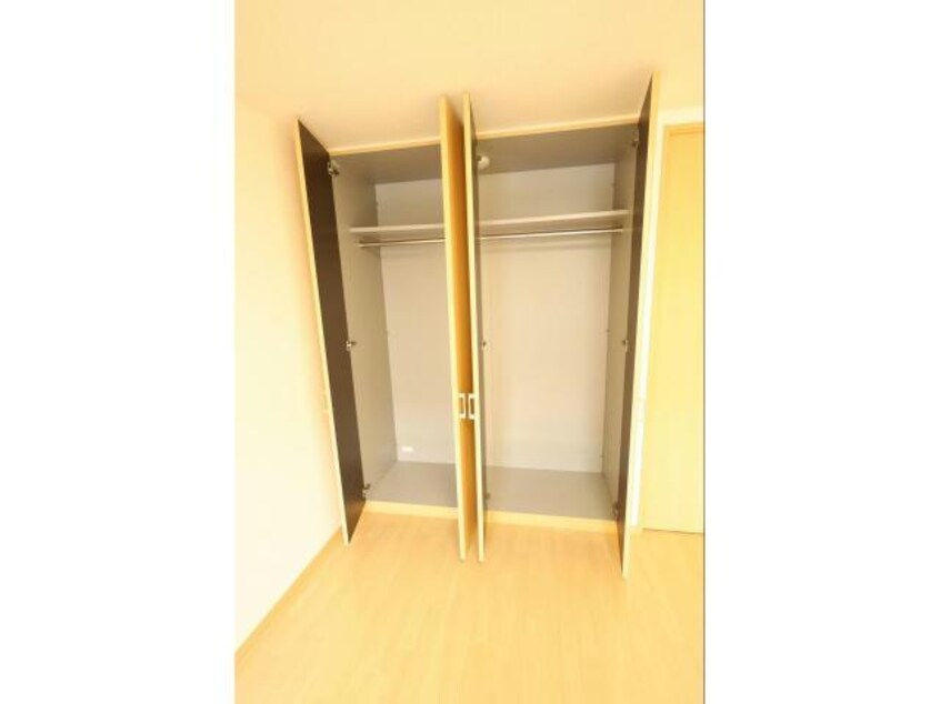  フローリッシュ　ガーデンズ