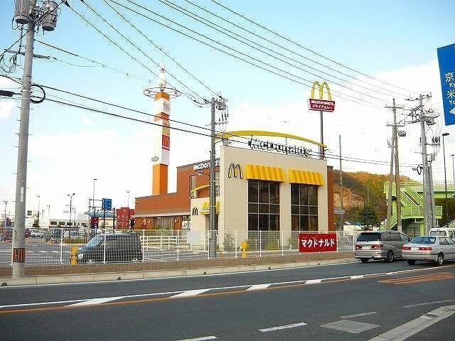 マクドナルド鳥取丸山店(その他飲食（ファミレスなど）)まで360m リバレイン