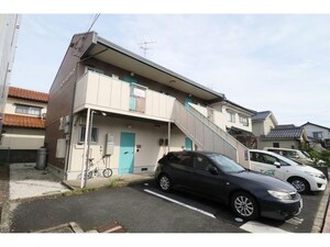 ヴィラ・リバーサイド