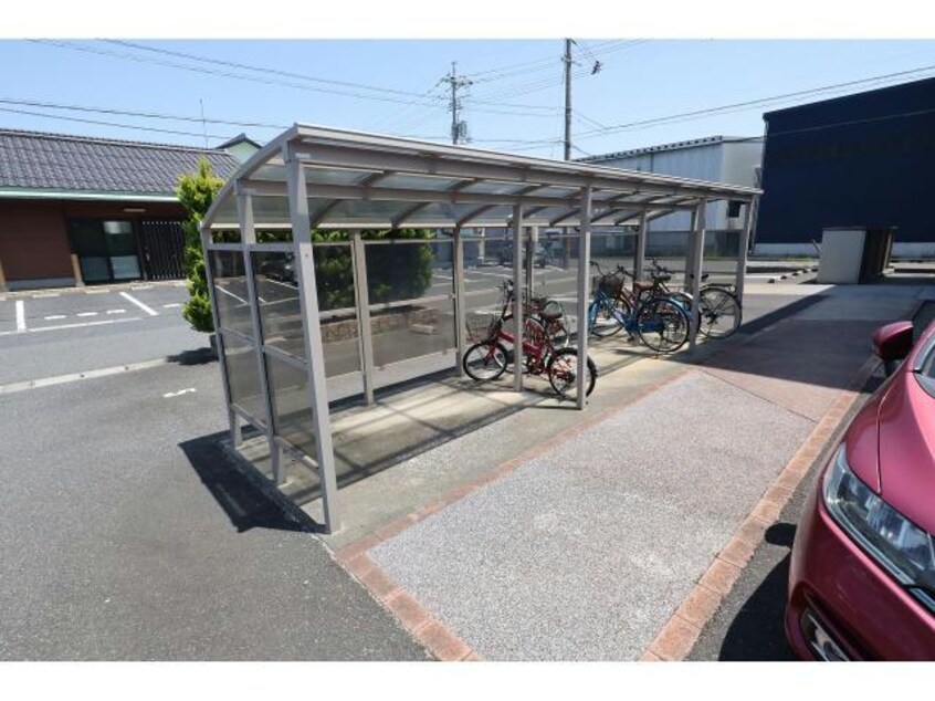  ウエストカーサ　B棟