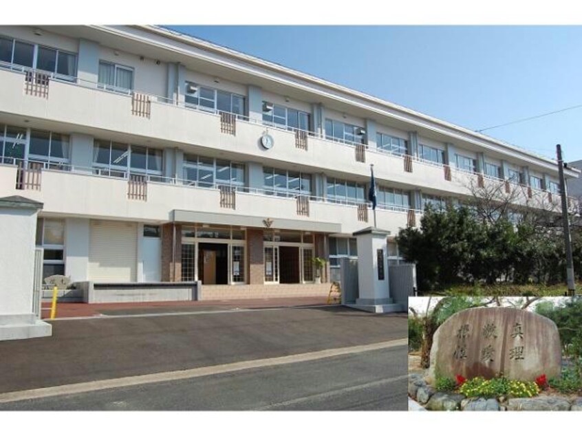 鳥取市立北中学校(中学校/中等教育学校)まで2201m リバーサイド秋里